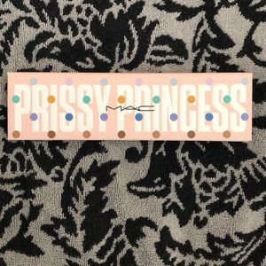 Mac eyeshadow palette prissy princess